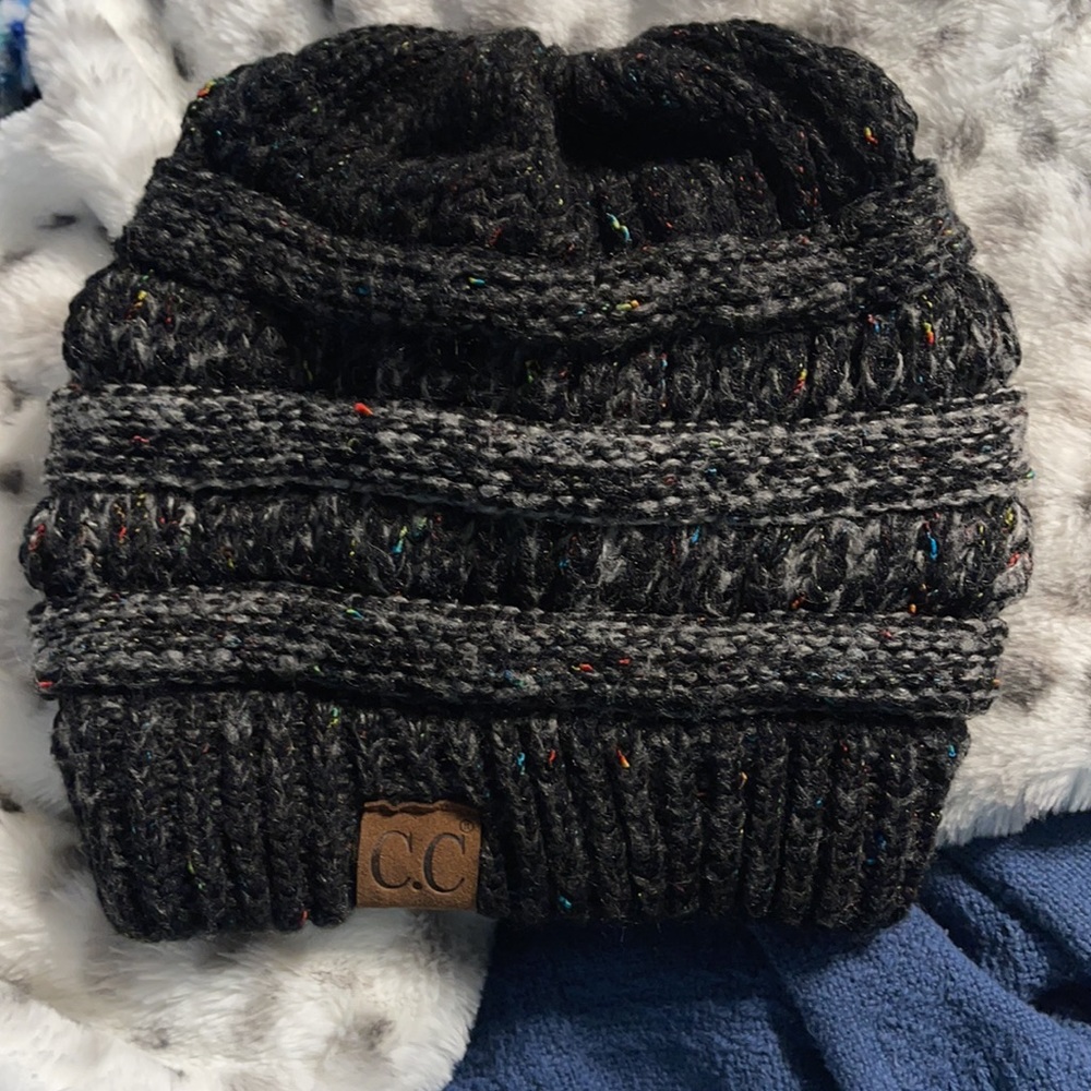 CC Beanies - Picture 5 of 5